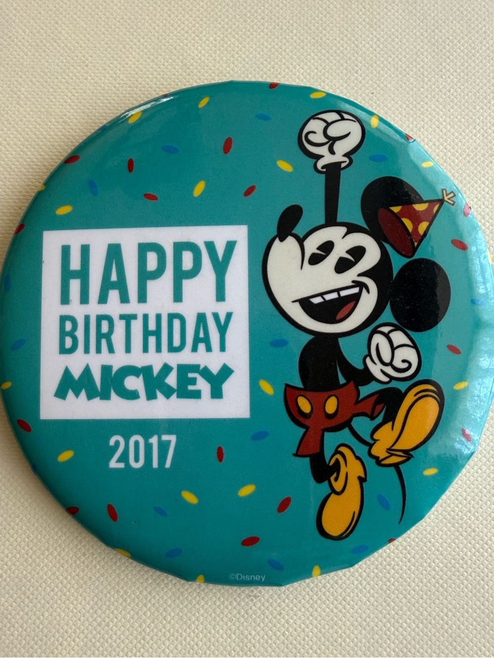 DISNEY RESORT 🎉 HAPPY BIRTHDAY MICKEY 🎉 2017 🎉 COLLECTIBLE PINBACK BUTTON